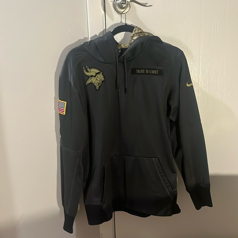 Nike Salute to Service Minnesota Vikings Hoodie